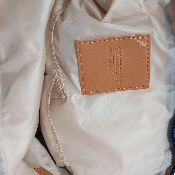 Summer and Rose - Picture 2 of 2